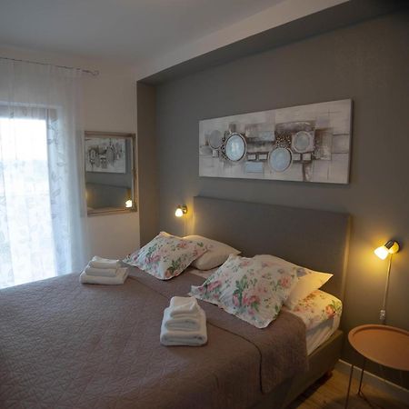 Apartments San Francesco Rovinj Bagian luar foto