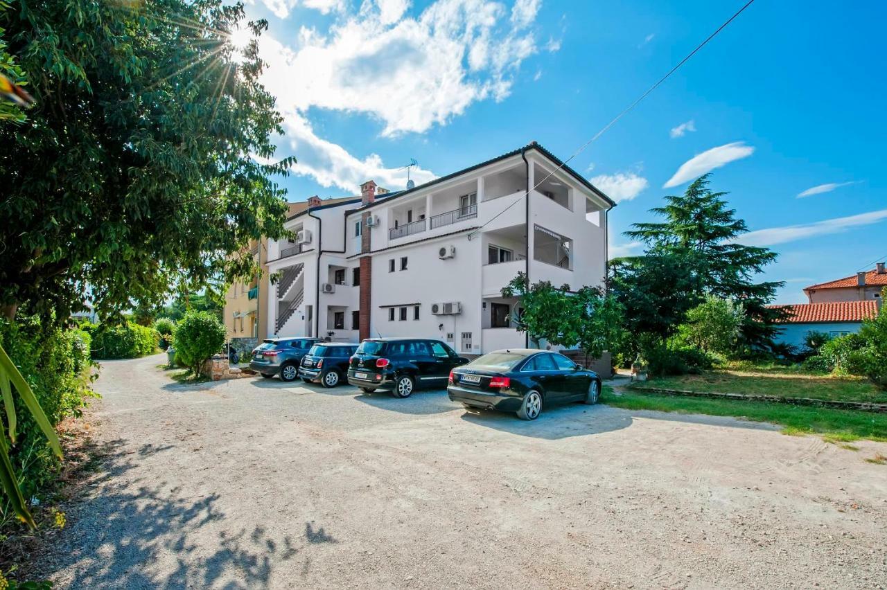 Apartments San Francesco Rovinj Bagian luar foto